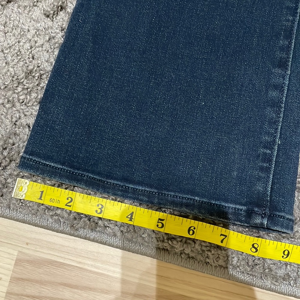 Express Curvy Boot Mid Rise Jeans - Picture 8 of 8